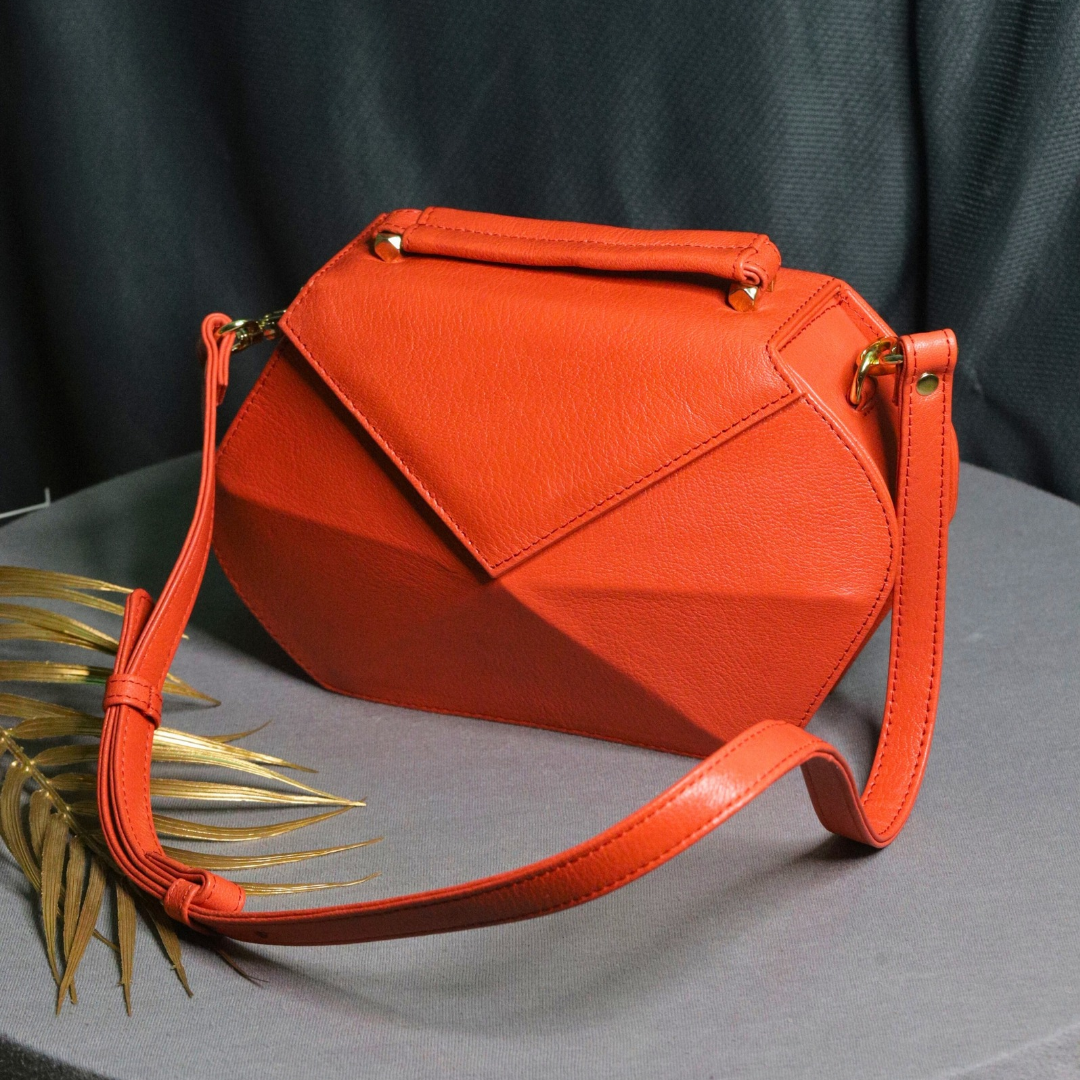 Noir Bag Crimson