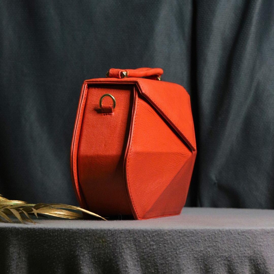 Noir Bag Crimson
